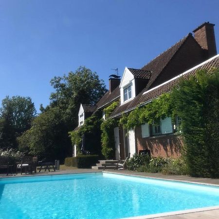 Les Glycines Bed & Breakfast Croix Exterior photo